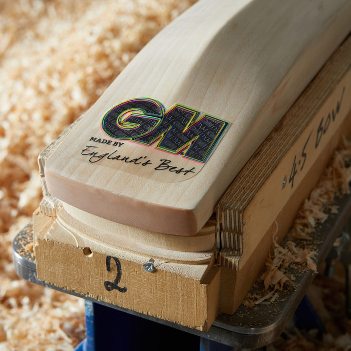 Gunn & Moore Cricket Bat Hypa DXM 606 Rubber Grip Handle English Willow - Harrow