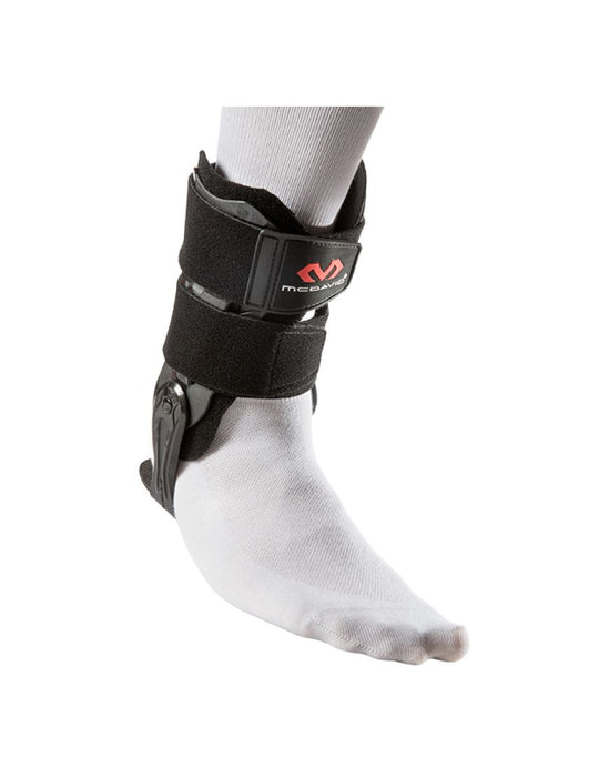 McDavid Sports 197 Level 3 Maximum Protection Flexible Hinge Ankle Brace