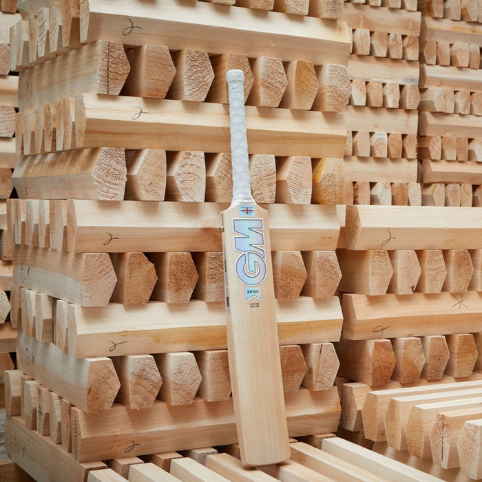 Gunn & Moore Cricket Bat Kryos L540 DXM 606 Grip Handle English Willow - Harrow