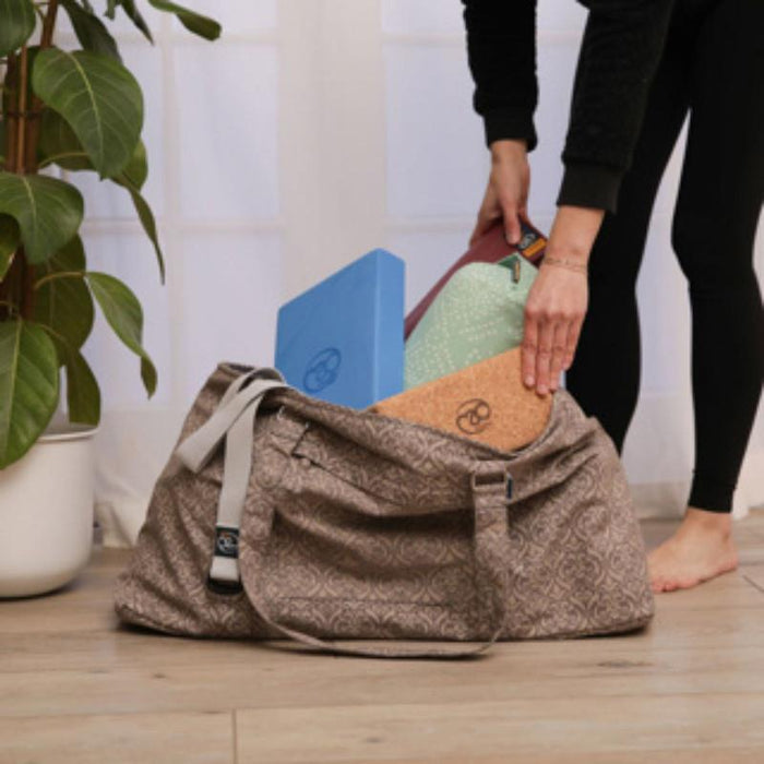 Fitness Mad Weekender Yoga Bag Spacious Yoga & Pilates Travel Bag - Grey
