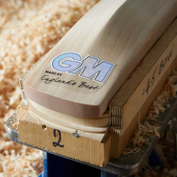 Gunn & Moore Cricket Bat Kryos L540 DXM 606 Grip Handle English Willow - Harrow