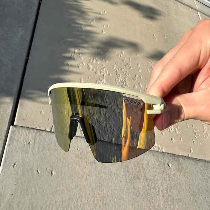 Tifosi Moab Lite Sahara Cycling Sunglasses With Clarion Red Fototec Lens