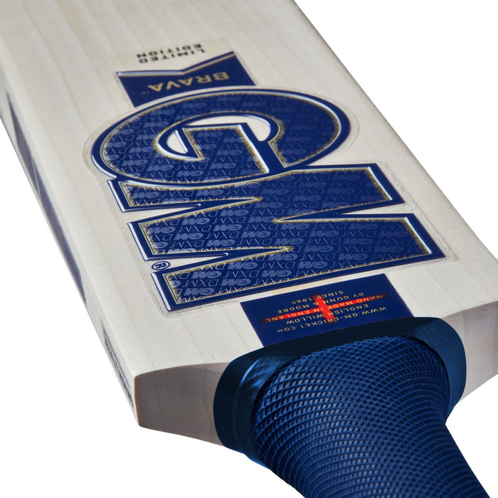 Gunn & Moore Senior Bat Brava L555 DXM 606 English Willow Cricket Pro Lite Grip