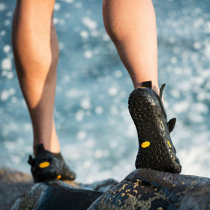 Vibram Ladies V - Aqua Outdoor Water Shoes - Trail 5 Fingers - Mega Grip TrainersVibram