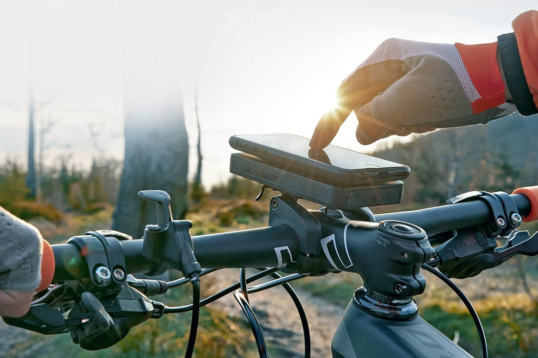 SKS +COM/CHARGER Power Bank for Cycling Wireless & USB-C Charging