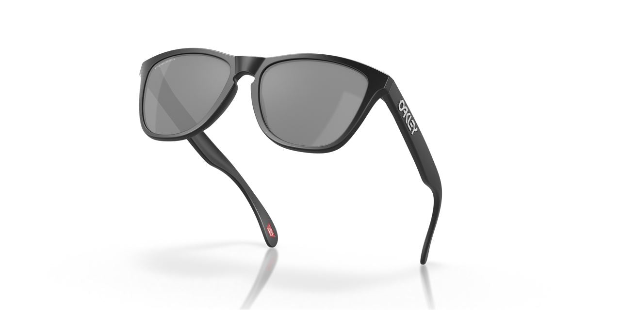 Oakley Frogskins Sunglasses Black Polarized Lenses Matte Black Frame Driving
